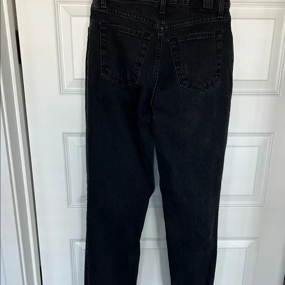Abercombie and fitch 90s straight ultra High Rise Black Jeans - Picture 4 of 4